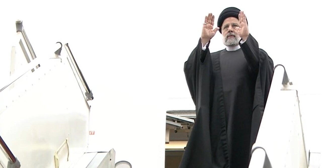 رئیس جمهور تهران را به مقصد مسکو ترک کرد رئیس جمهور تهران را به مقصد مسکو ترک کرد