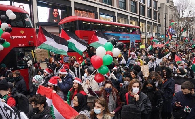 راهپیمایی در برلین در حمایت از فلسطین و انزجار از تل‌آویو