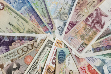 قیمت دلار، یورو و ۴۴ ارز دیگر امروز ۱۰ دی | نرخ رسمی ۱۳ ارز افزایش یافت