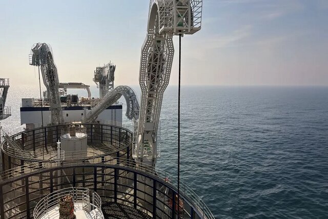 آغاز برقرسانی با طولانیترین کابل زیردریایی جهان