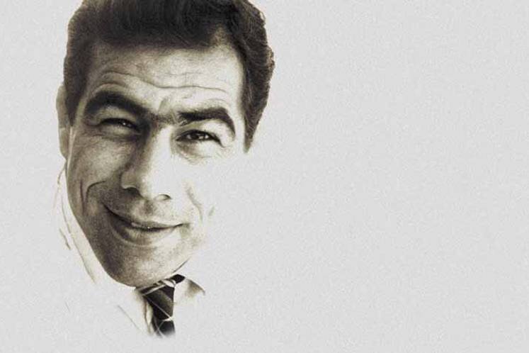 مرد نکونام نمیرد هرگز... مرد نکونام نمیرد هرگز...