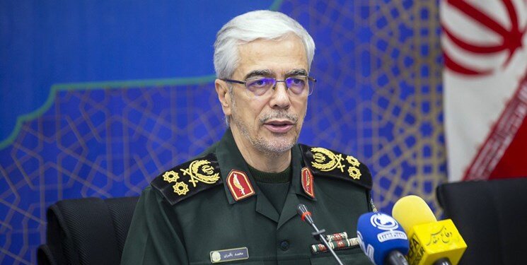 باید یک کتاب درسی با موضوع شهید سلیمانی برای دانشآموزان پیشبینی کنیم باید یک کتاب درسی با موضوع شهید سلیمانی برای دانشآموزان پیشبینی کنیم