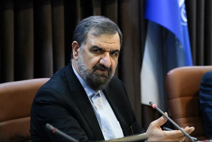 آمریکا و انگلیس حماقت بزرگی کردند  آمریکا و انگلیس حماقت بزرگی کردند