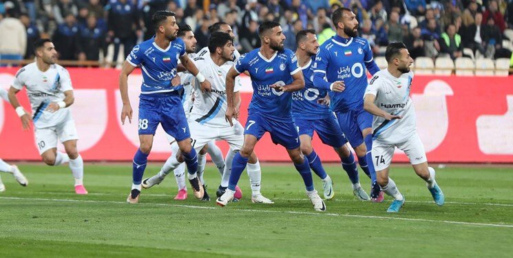 نگاهی به ۲ سبد خرید استقلال و ۲ مشکل بزرگ آبیها برای جذب بازیکن جدید
 نگاهی به ۲ سبد خرید استقلال و ۲ مشکل بزرگ آبیها برای جذب بازیکن جدید