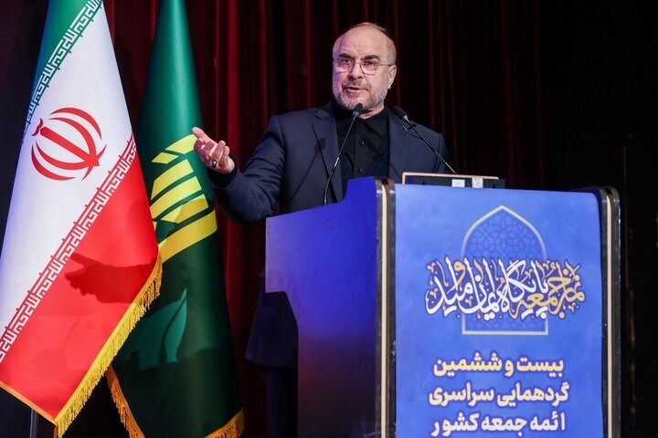 قالیباف: بهگونهای عمل کنیم که مردم شاهد تحولات مثبت باشند قالیباف: بهگونهای عمل کنیم که مردم شاهد تحولات مثبت باشند