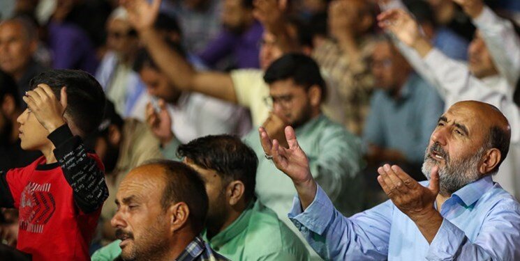 این ۱۰ هیأت در شب لیلةالرغائب مناجاتخوانی دارند این ۱۰ هیأت در شب لیلةالرغائب مناجاتخوانی دارند