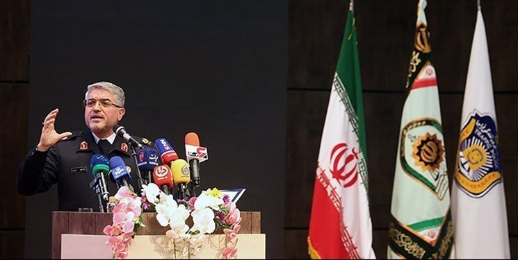 تأکید رئیس پلیس راهور بر لزوم تقلیل سن معافیت معاینه فنی خودروها به ۲ سال تأکید رئیس پلیس راهور بر لزوم تقلیل سن معافیت معاینه فنی خودروها به ۲ سال