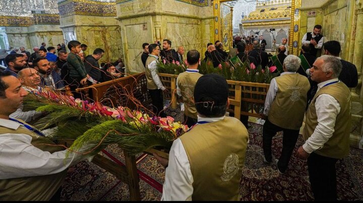 ضریح حرم امامین جوادین (ع) گلآرایی شد+عکس و فیلم