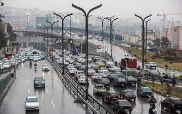 باران هم به کمک تهرانی ها نیامد | هوا آلوده برای گروه های حساس