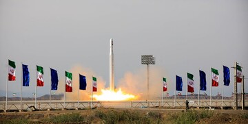 رکورد تازه در صنعت فضایی ایران؛ ماهواره «مهدا» به‌همراه دو نانو ماهواره به فضا پرتاب شد