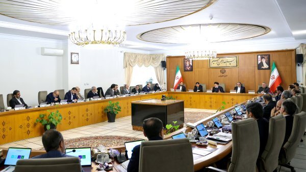 دستور رئیسی برای اجرای رهنمودهای اخیر رهبر انقلاب دستور رئیسی برای اجرای رهنمودهای اخیر رهبر انقلاب