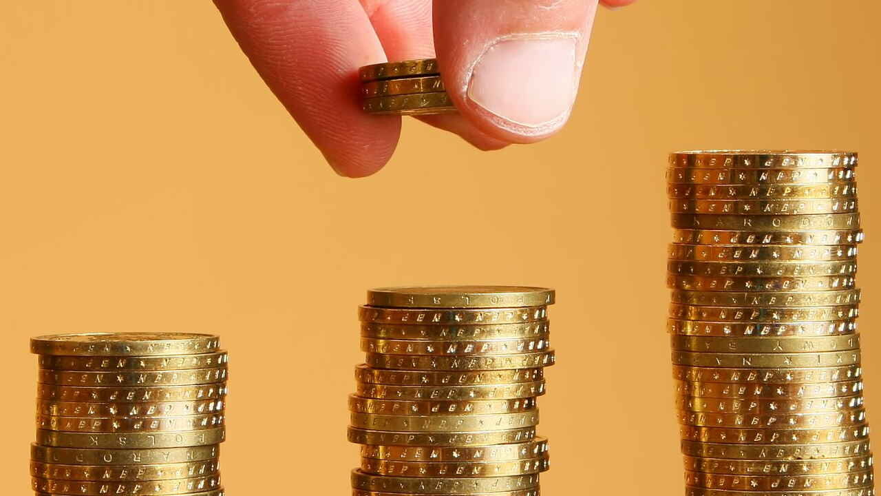 سپردههای خُرد از بازار طلا و ارز جمع میشود   سپردههای خُرد از بازار طلا و ارز جمع میشود