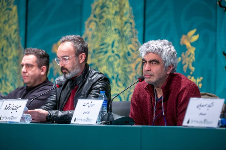 وقتی «صحت» زرافهاش را قورت میدهد