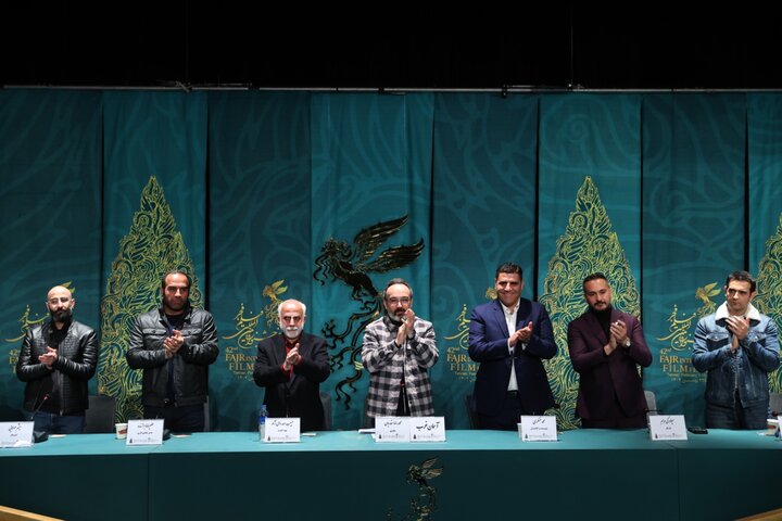 واقعگرایی نیمه جان در «آسمان غرب»