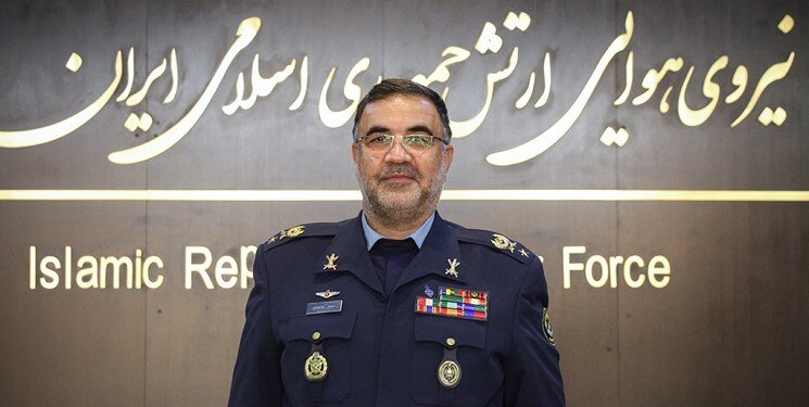 فرمانده نیروی هوایی ارتش روز پاسدار را تبریک گفت فرمانده نیروی هوایی ارتش روز پاسدار را تبریک گفت