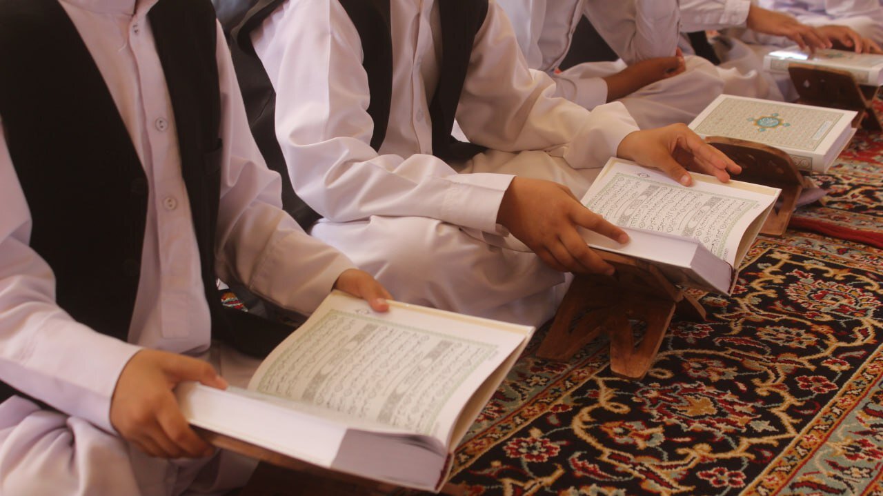 حضور قاریان ۴۴ کشور جهان در تهران | مسابقات قرآن از فردا آغاز میشود حضور قاریان ۴۴ کشور جهان در تهران | مسابقات قرآن از فردا آغاز میشود