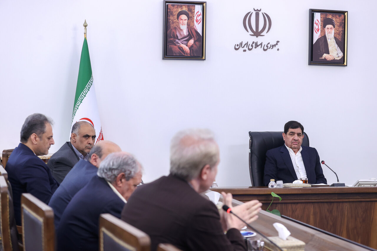 دستور اکید مخبر برای افزایش خودکفایی و ارتقا امنیت غذایی کشور
 دستور اکید مخبر برای افزایش خودکفایی و ارتقا امنیت غذایی کشور