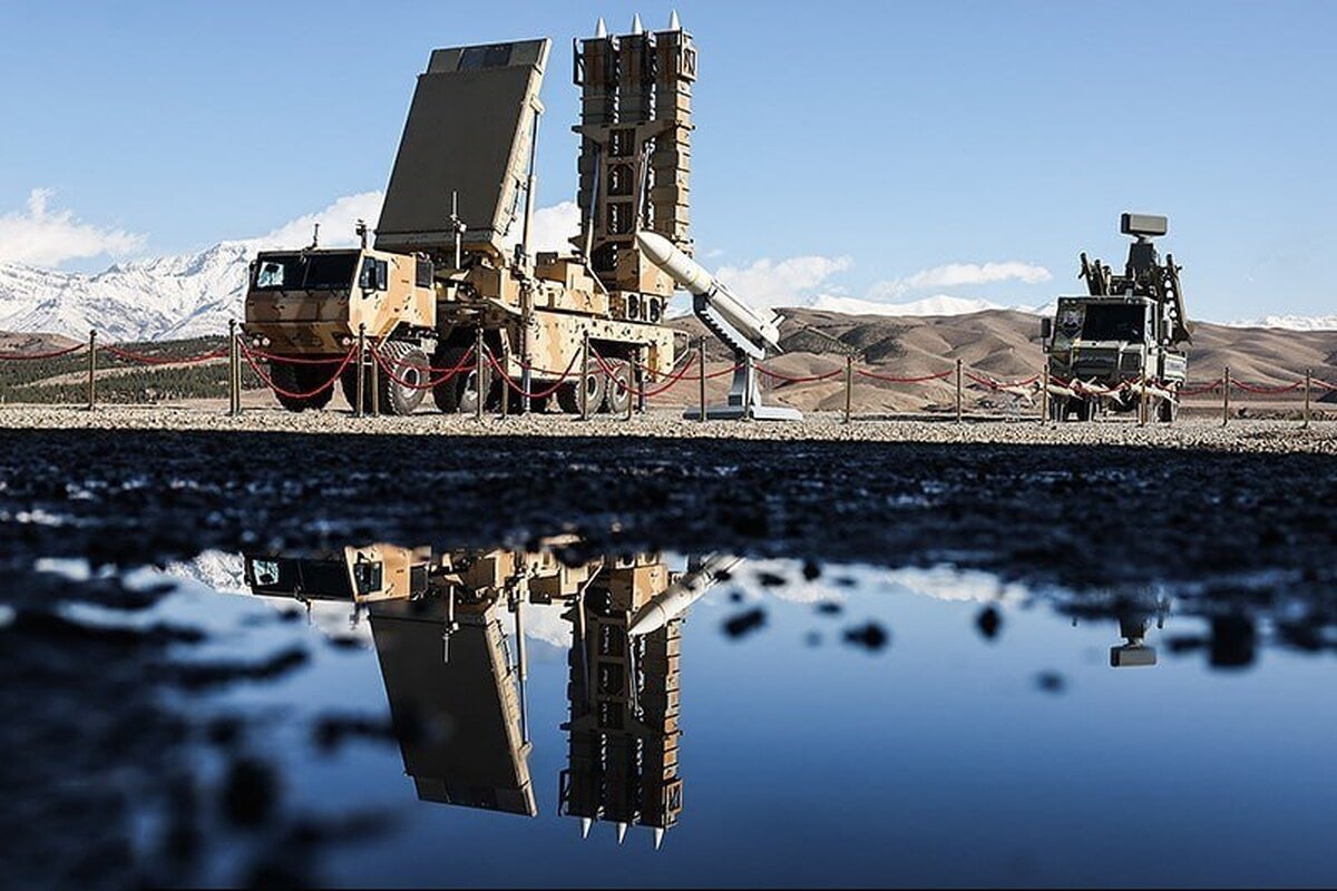 جزئیاتی دیگر از سامانههای موشکی «آرمان» و «آذرخش» جزئیاتی دیگر از سامانههای موشکی «آرمان» و «آذرخش»