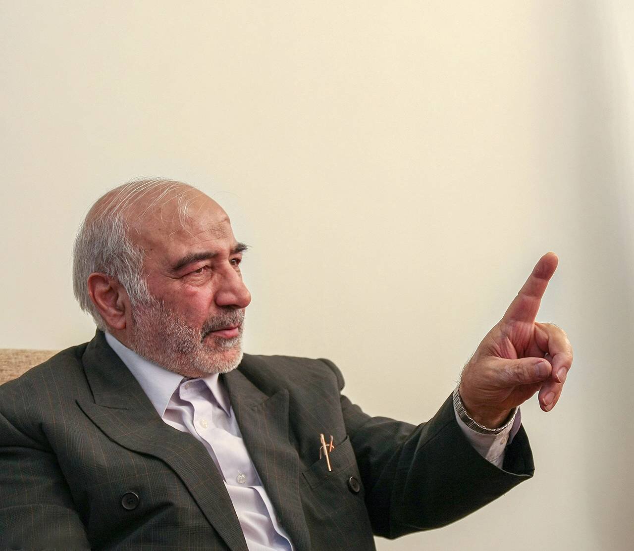 مجلس قوی، دولت قوی را به دنبال خواهد داشت مجلس قوی، دولت قوی را به دنبال خواهد داشت