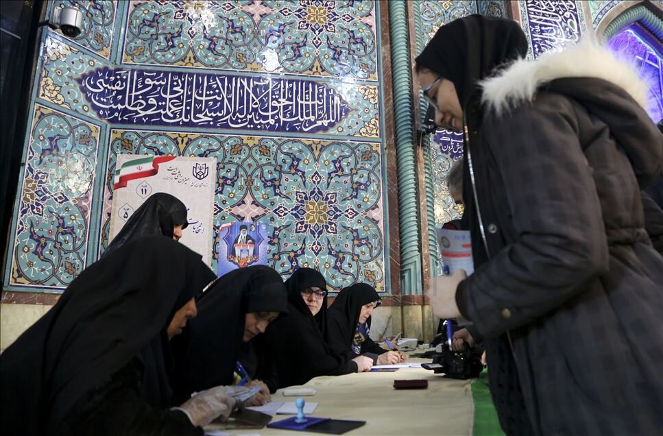 تبانی طمع و ناآگاهی  تبانی طمع و ناآگاهی