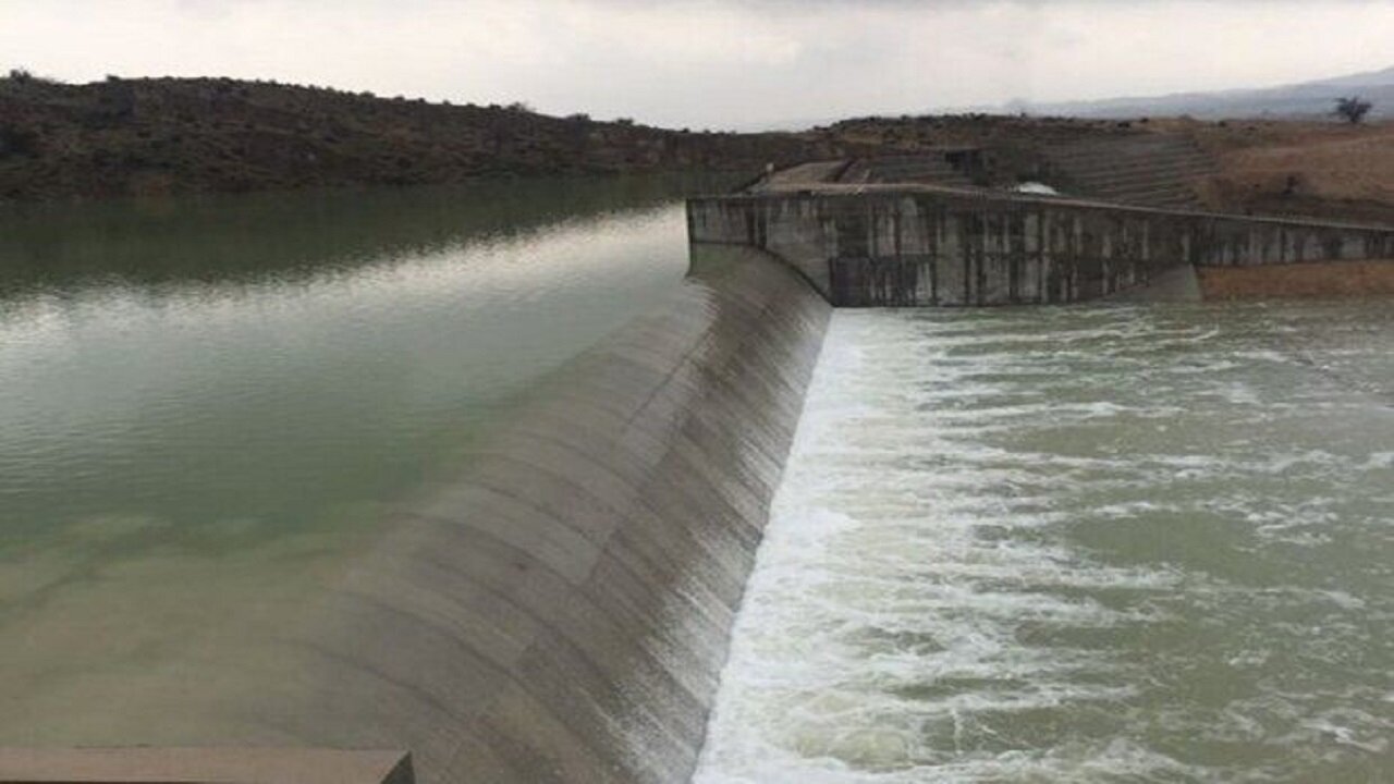 ۴ سد در جنوب سیستان و بلوچستان سرریز شد ۴ سد در جنوب سیستان و بلوچستان سرریز شد