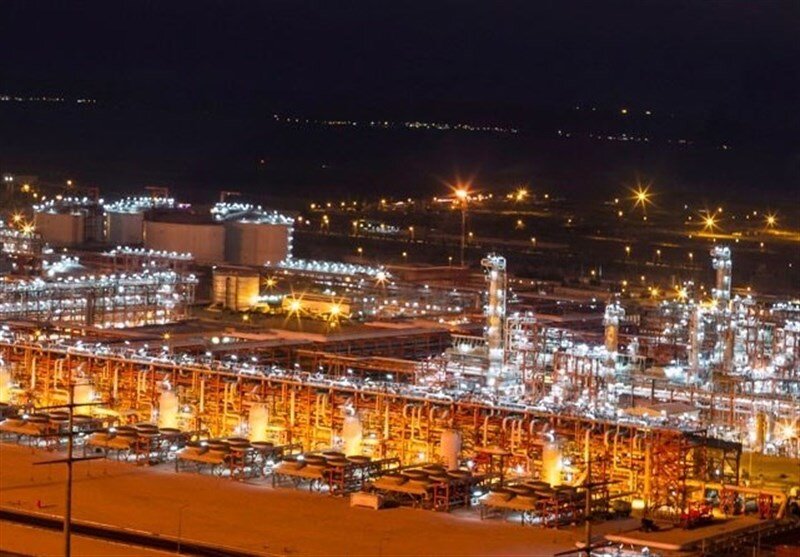 درآمد ۹۰۰ میلیارد دلاری کشور با اجرای قرارداد طرح فشارافزایی پارس جنوبی درآمد ۹۰۰ میلیارد دلاری کشور با اجرای قرارداد طرح فشارافزایی پارس جنوبی