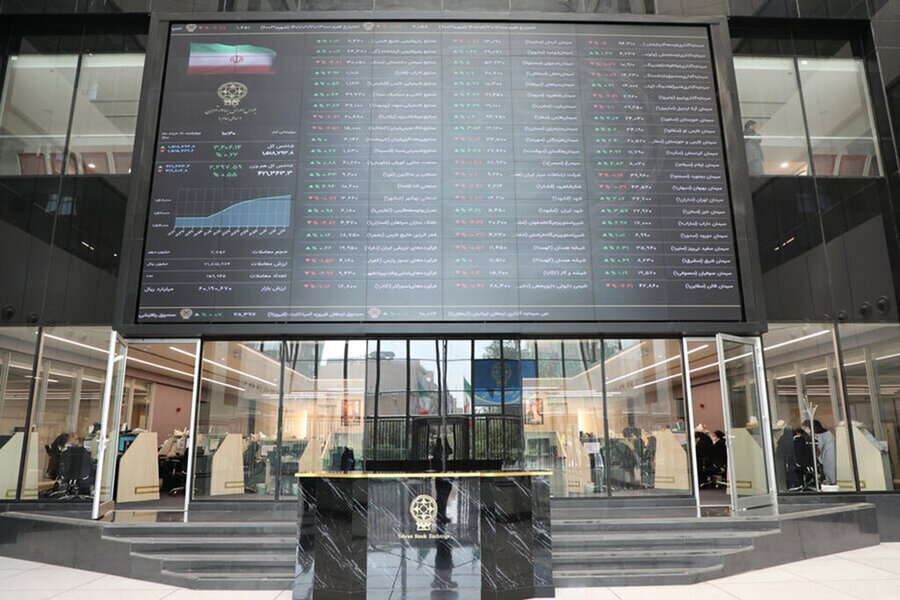 شاخص بورس ۲ میلیون و ۱۵۰ هزار واحد شد شاخص بورس ۲ میلیون و ۱۵۰ هزار واحد شد
