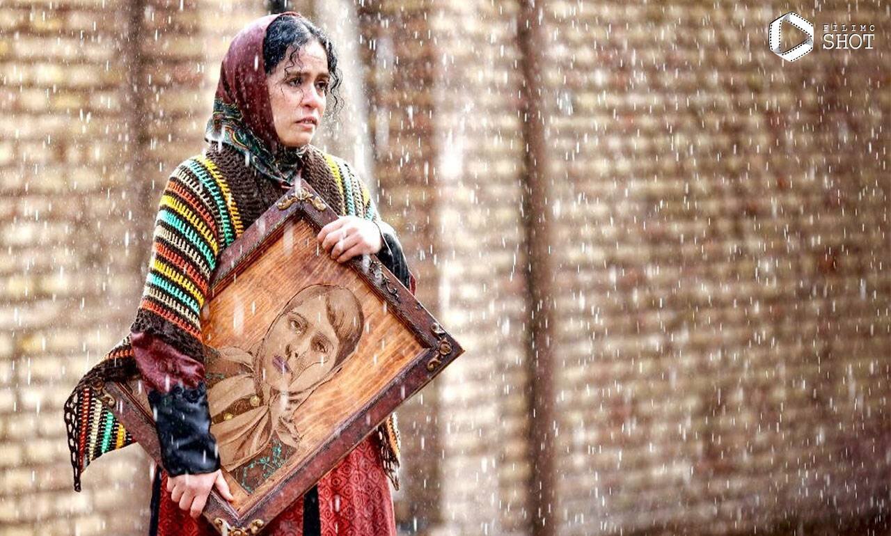 همچو پروین نزاییده فلک همچو پروین نزاییده فلک