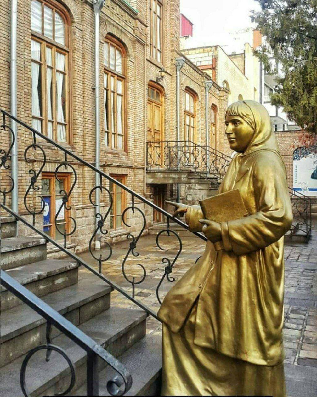 دلاویزترین شکوفه ادب فارسی دلاویزترین شکوفه ادب فارسی