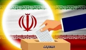 در دنیای احمدی‌نژادها لاریجانی باشید!