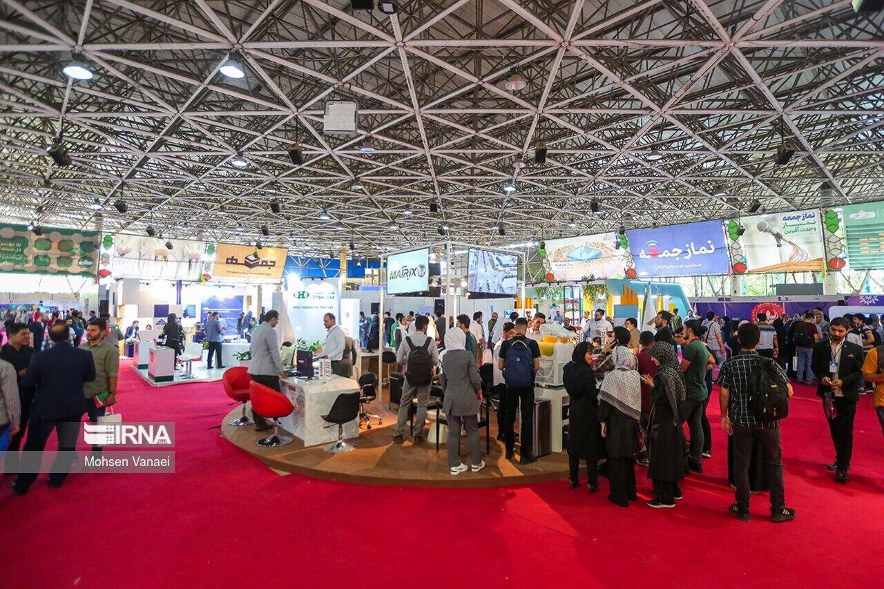 دومین نمایشگاه کار دانشگاه تهران خردادماه برگزار میشود دومین نمایشگاه کار دانشگاه تهران خردادماه برگزار میشود