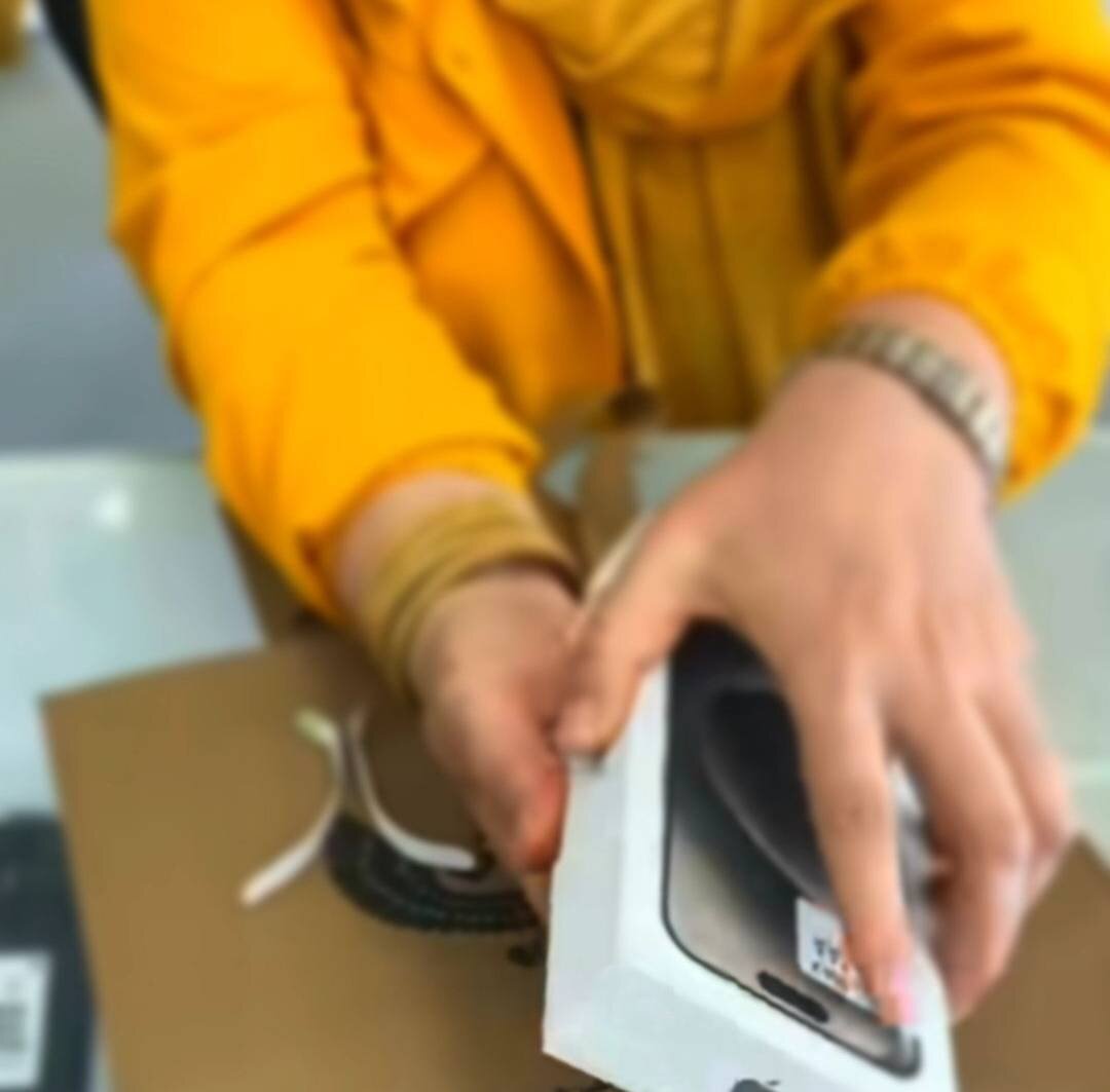 یک لوکسبازی لوس یک لوکسبازی لوس