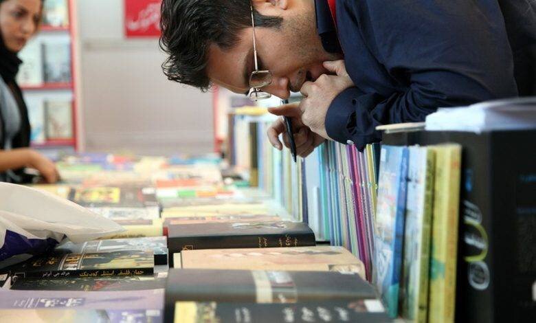 نبود حضور  برخی ناشران منطق اقتصادی دارد نبود حضور  برخی ناشران منطق اقتصادی دارد