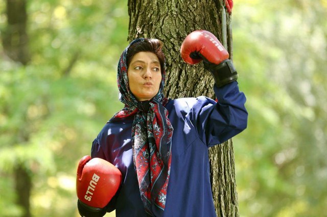 پریشان و پشیمان پریشان و پشیمان