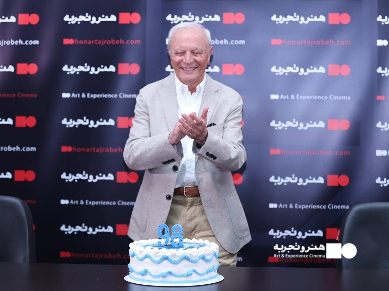 مستندسازی علمی در خدمت دانش و انسان مستندسازی علمی در خدمت دانش و انسان