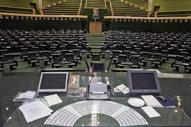 سوگند پشت صندلیهای سبز سوگند پشت صندلیهای سبز