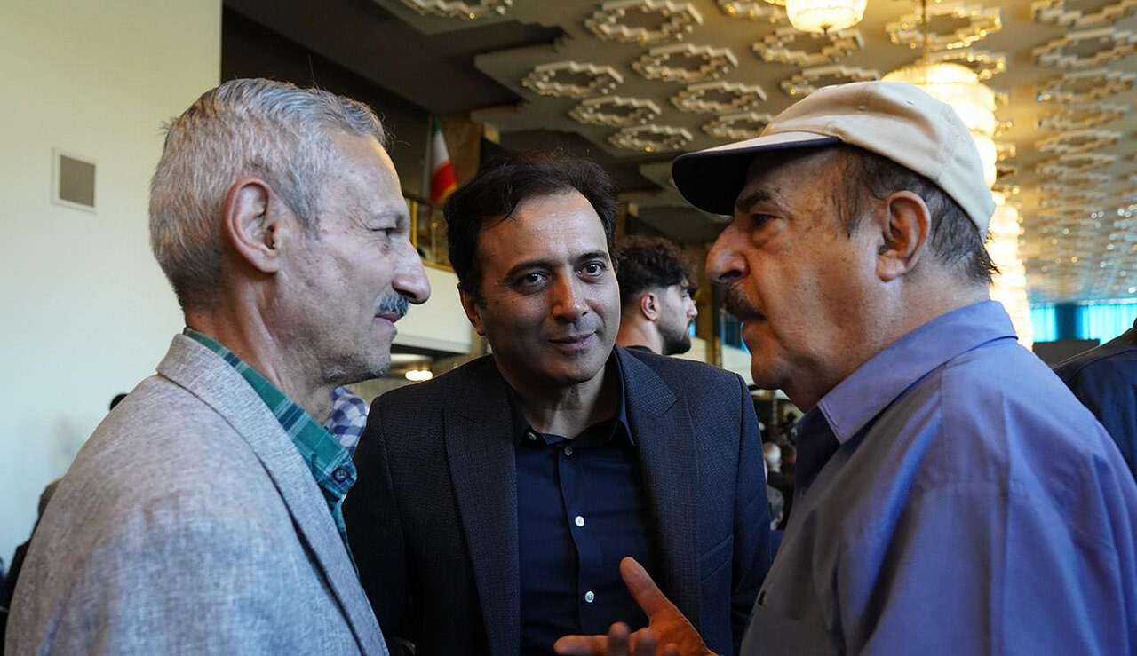 وفاق هنرمندان پس از تشییع ۱۲میلیونی