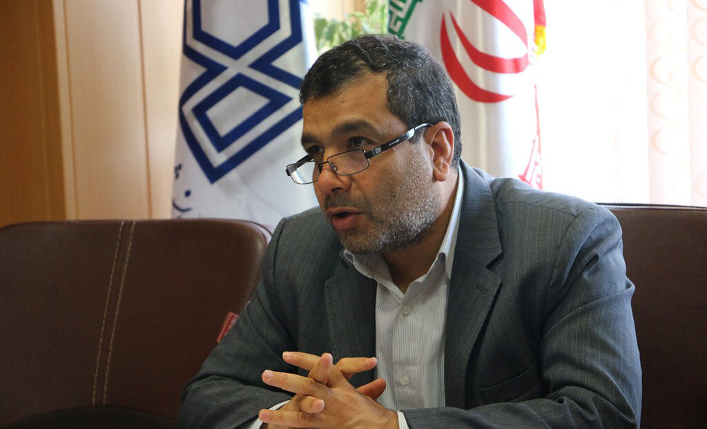 آغاز، میانه و پایان مسیرش با مردم بود