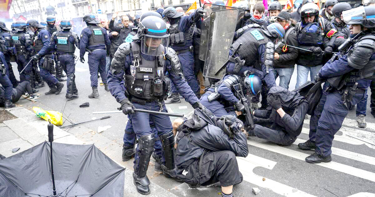 اروپا در مرز ناآرامی و فروپاشی سیاسی  اروپا در مرز ناآرامی و فروپاشی سیاسی