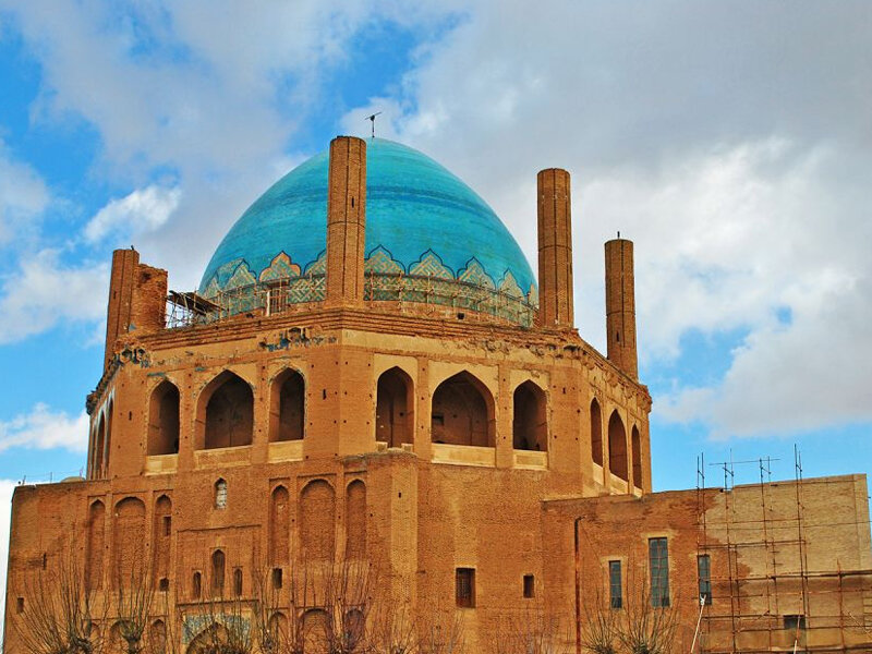 دومین گنبد بزرگ آجری جهان در زنجان دومین گنبد بزرگ آجری جهان در زنجان