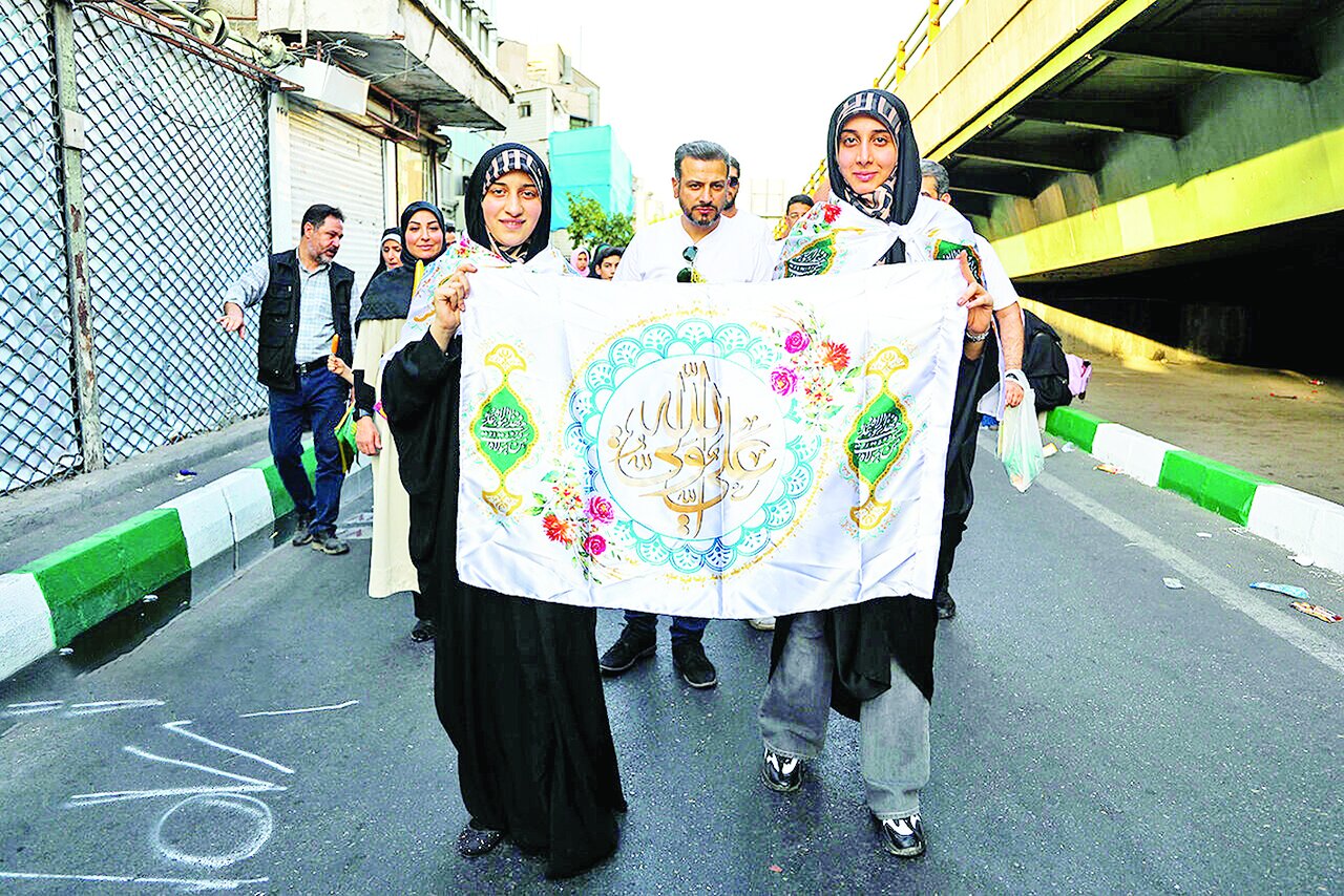 عاشورا نتیجه فراموش غدیر بود عاشورا نتیجه فراموش غدیر بود