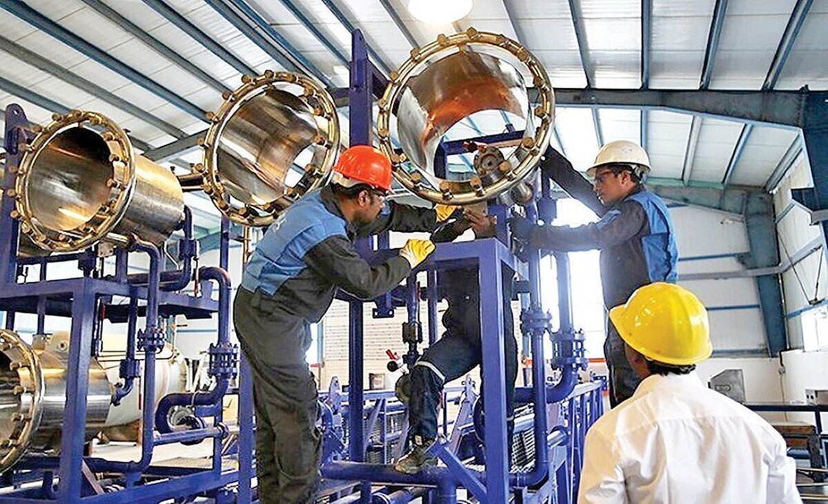 آییننامه حمایت از گروههای مردمی اشتغالآفرین ابلاغ شد آییننامه حمایت از گروههای مردمی اشتغالآفرین ابلاغ شد