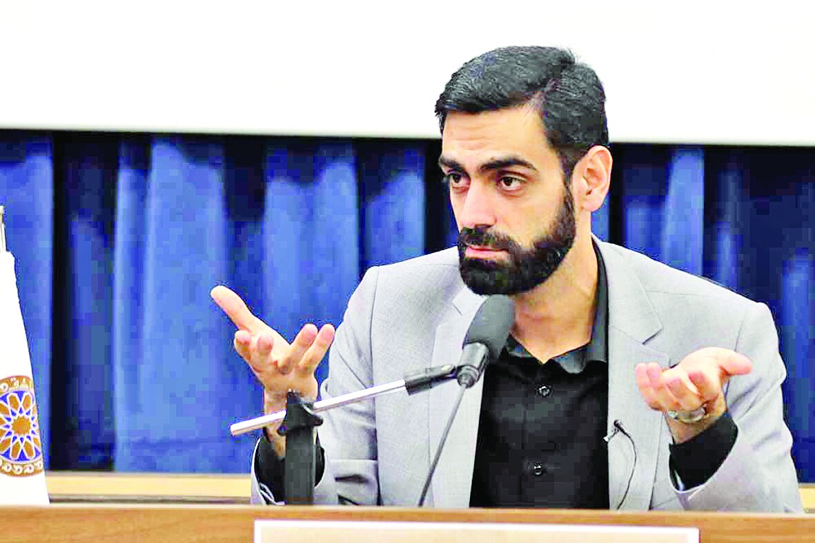 پرهیز از خودمحوری و حرکت بهسمت امر ملی پرهیز از خودمحوری و حرکت بهسمت امر ملی