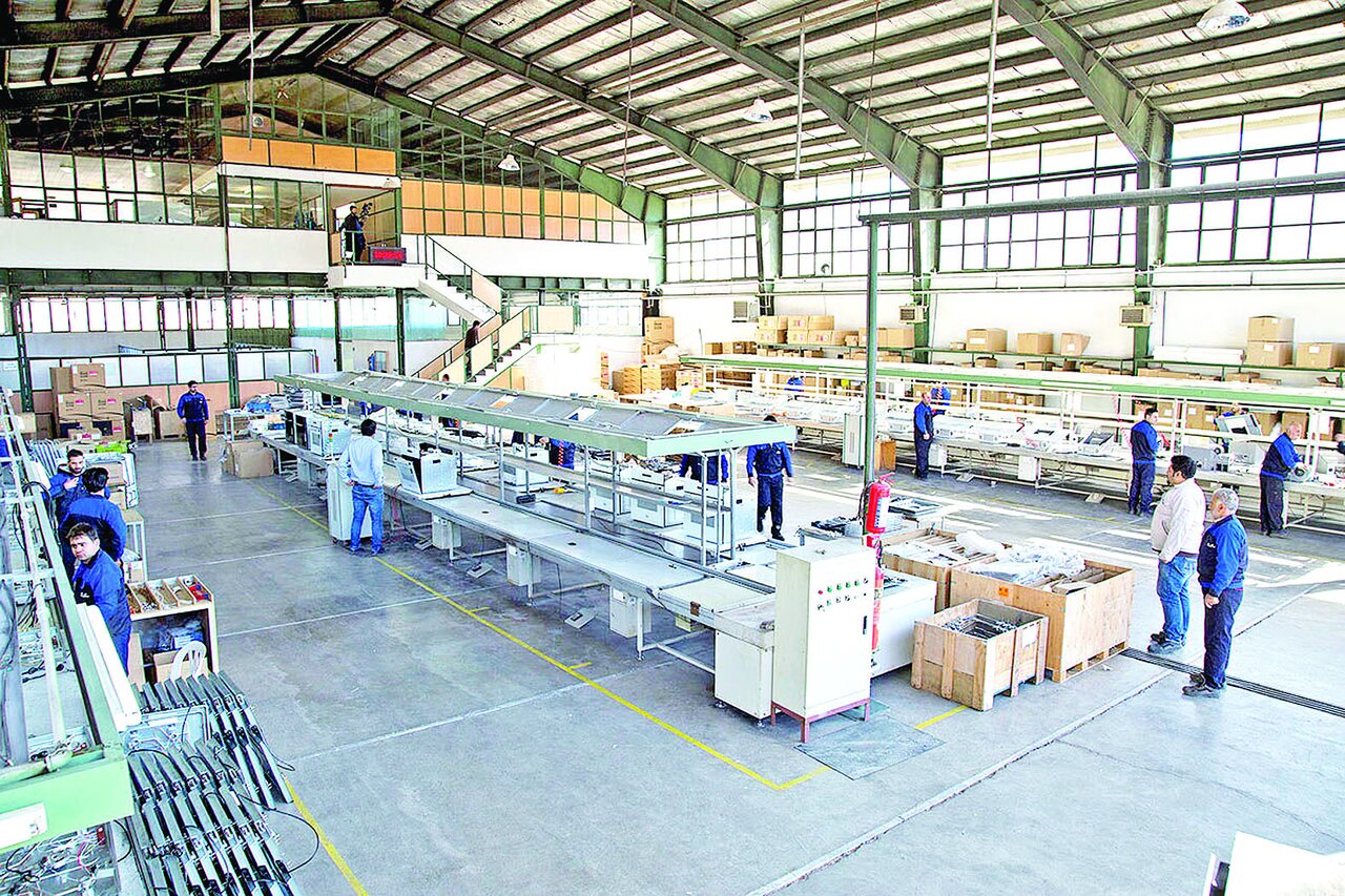 تقویت پول ملی در گرو رشد تولید داخلی تقویت پول ملی در گرو رشد تولید داخلی