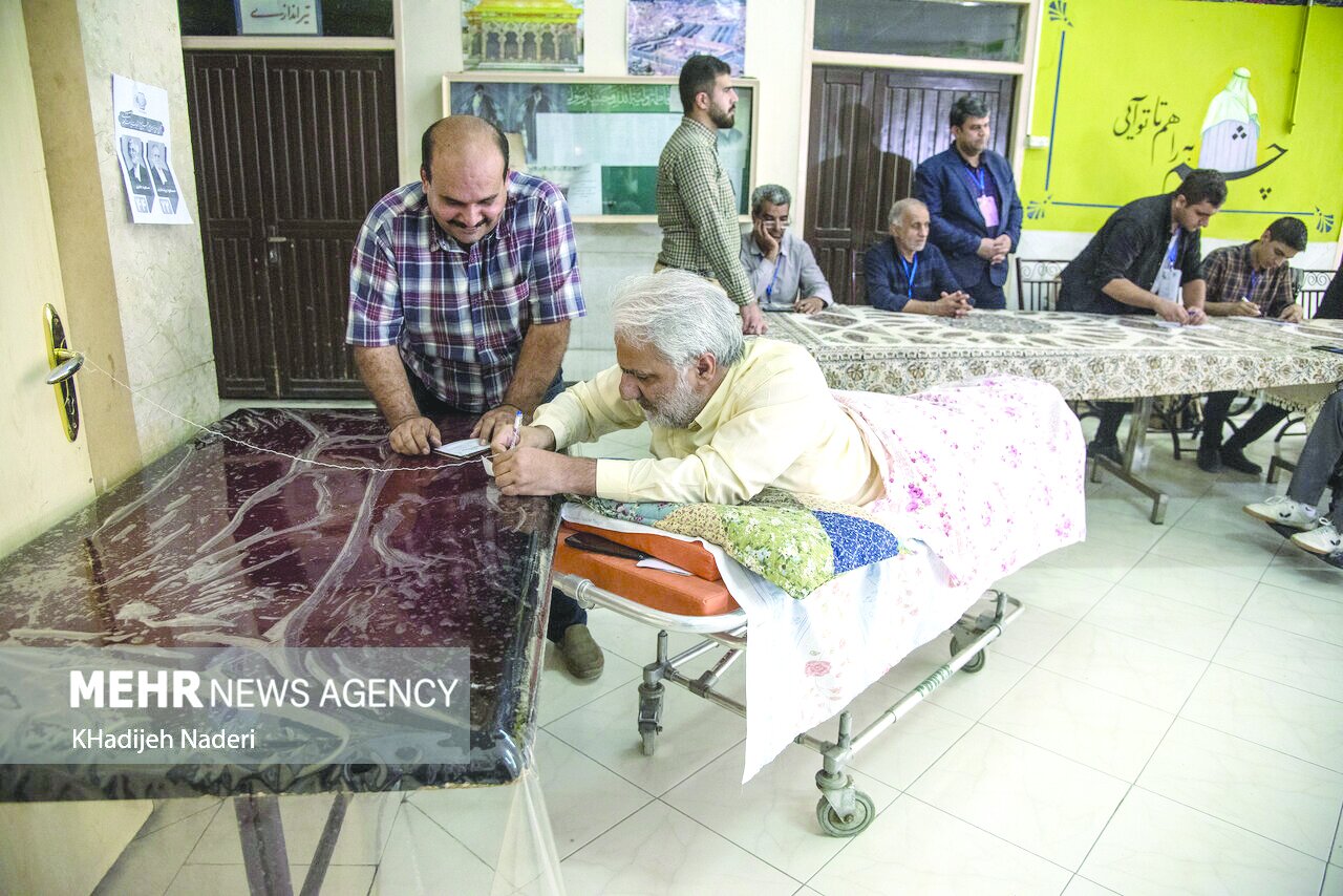 به وقت «کار و تلاش» در دولت چهاردهم به وقت «کار و تلاش» در دولت چهاردهم
