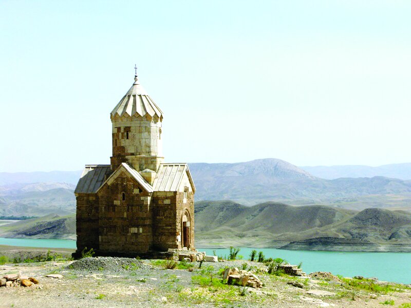 کلیسای زور زور ماکو کلیسای زور زور ماکو