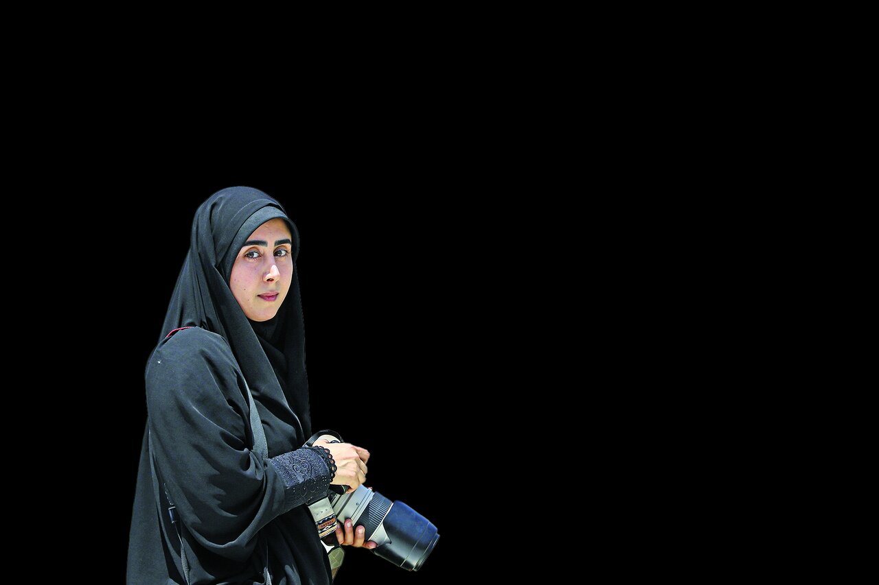 من در سوژهام حل شده بودم من در سوژهام حل شده بودم