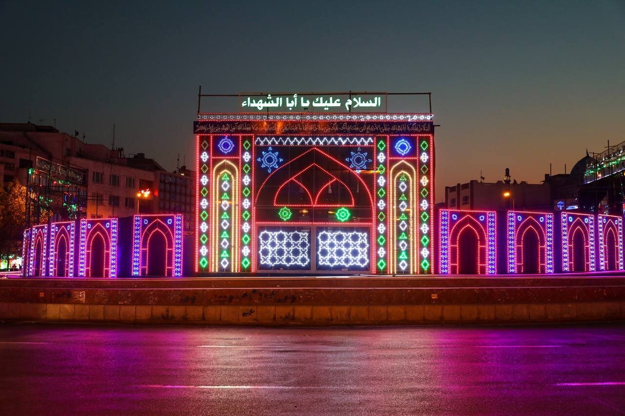 رونمایی دیواره نوری حرم اباعبدالله الحسین(ع) رونمایی دیواره نوری حرم اباعبدالله الحسین(ع)