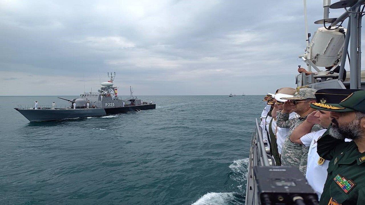 اهداف و پیامدهای رزمایش مرکب دریایی امداد و نجات دریای خزر اهداف و پیامدهای رزمایش مرکب دریایی امداد و نجات دریای خزر