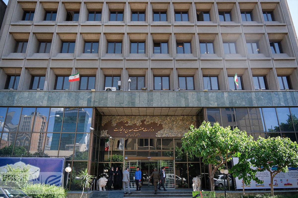 سنگینی حلقه تکنوکراتها برای تعیین وزیر صمت در دولت چهاردهم سنگینی حلقه تکنوکراتها برای تعیین وزیر صمت در دولت چهاردهم